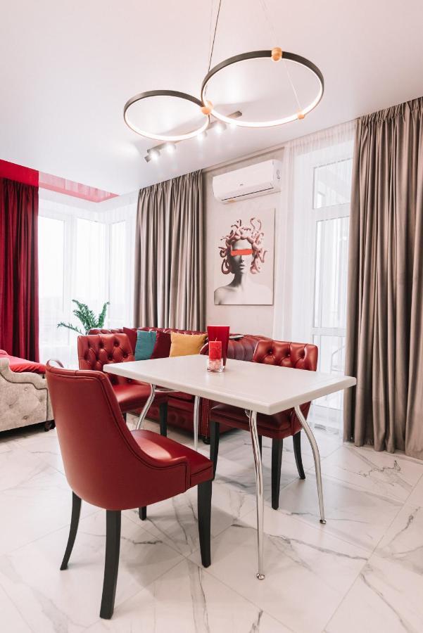 Royal Tower Vip Smart Apartments 4 Kijev Kültér fotó
